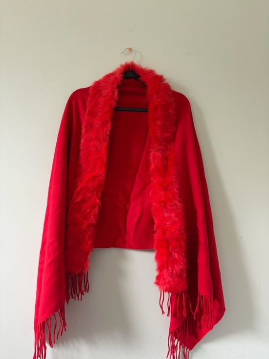 Sweaters - Red Faux-Fur Trim Women's Sweater Shawl